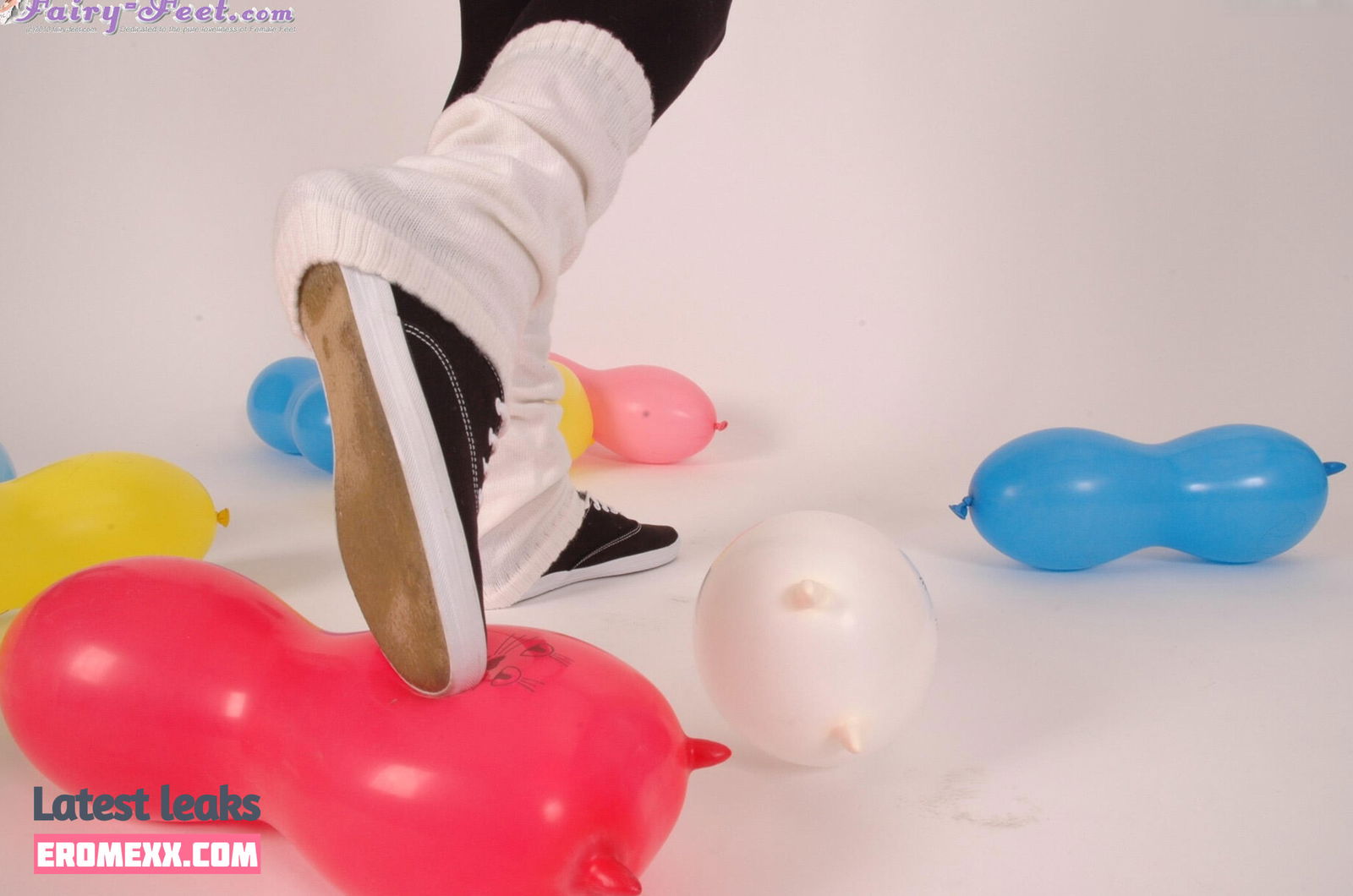 Latest Leaks Feetperview / Sockenmädchen Nude #33 - Fapello