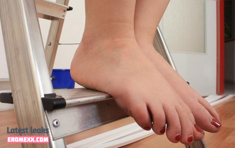 Latest Leaks Footlovegirls Nude #167 - Fapello