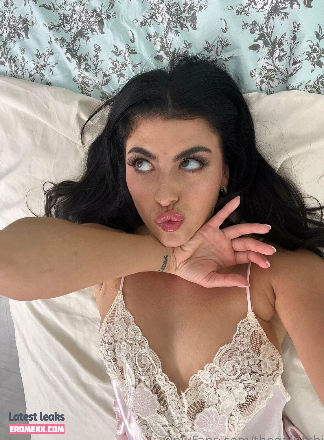 Latest Leaks Gal Ritchie Nude #56 - Fapello