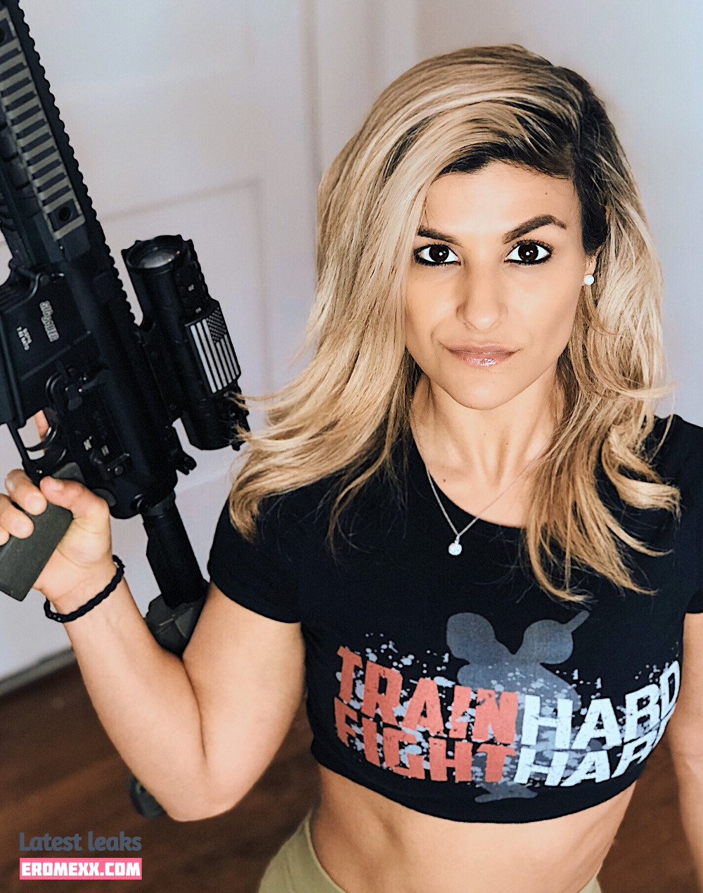 Latest Leaks Girls With Guns Nude #142 - Fapello