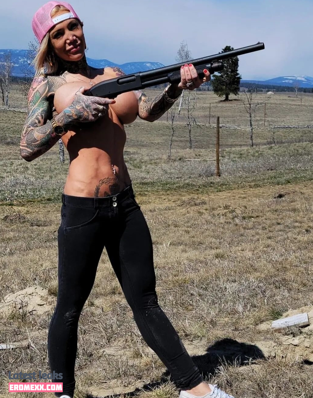 Latest Leaks Girls With Guns Nude #471 - Fapello