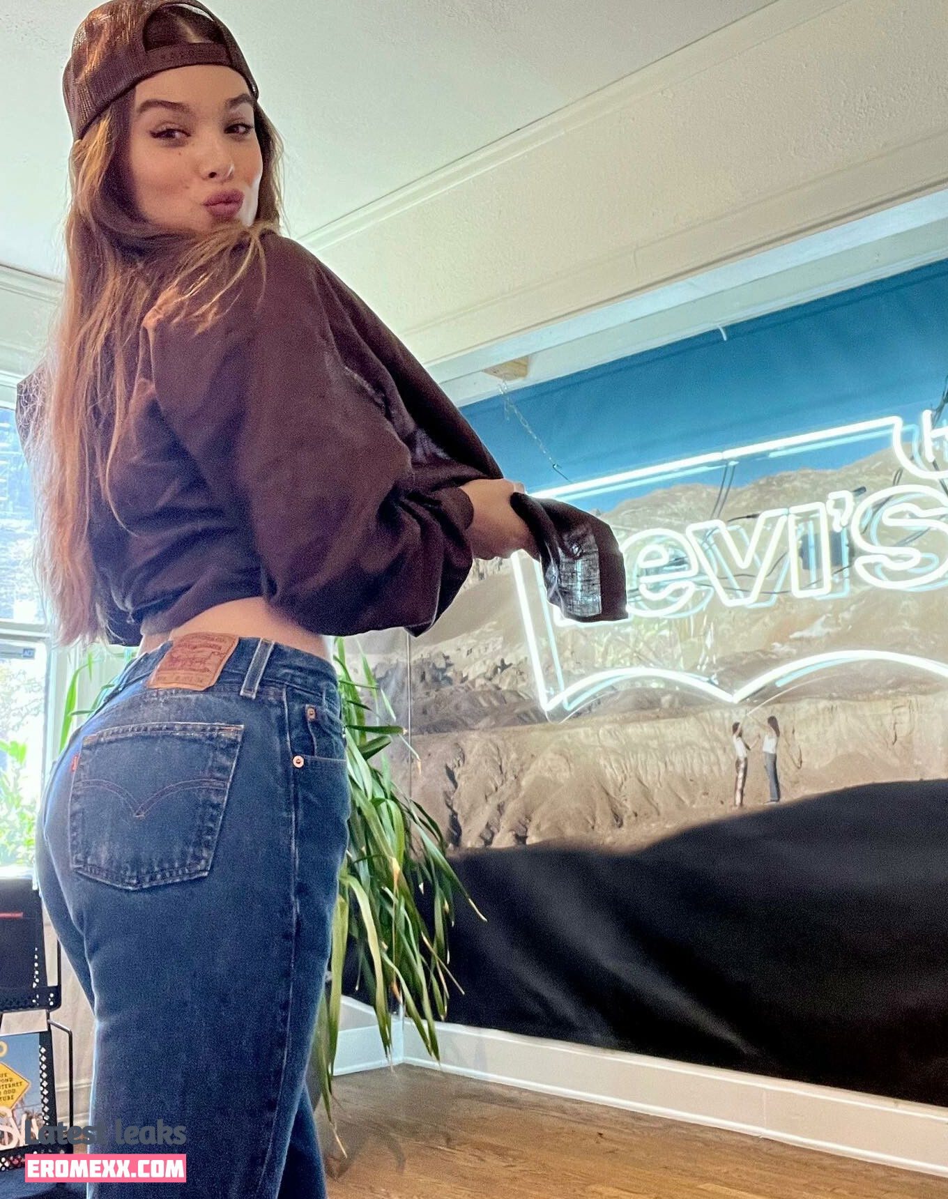 Latest Leaks Hailee Steinfeld Nude #1476 - Fapello
