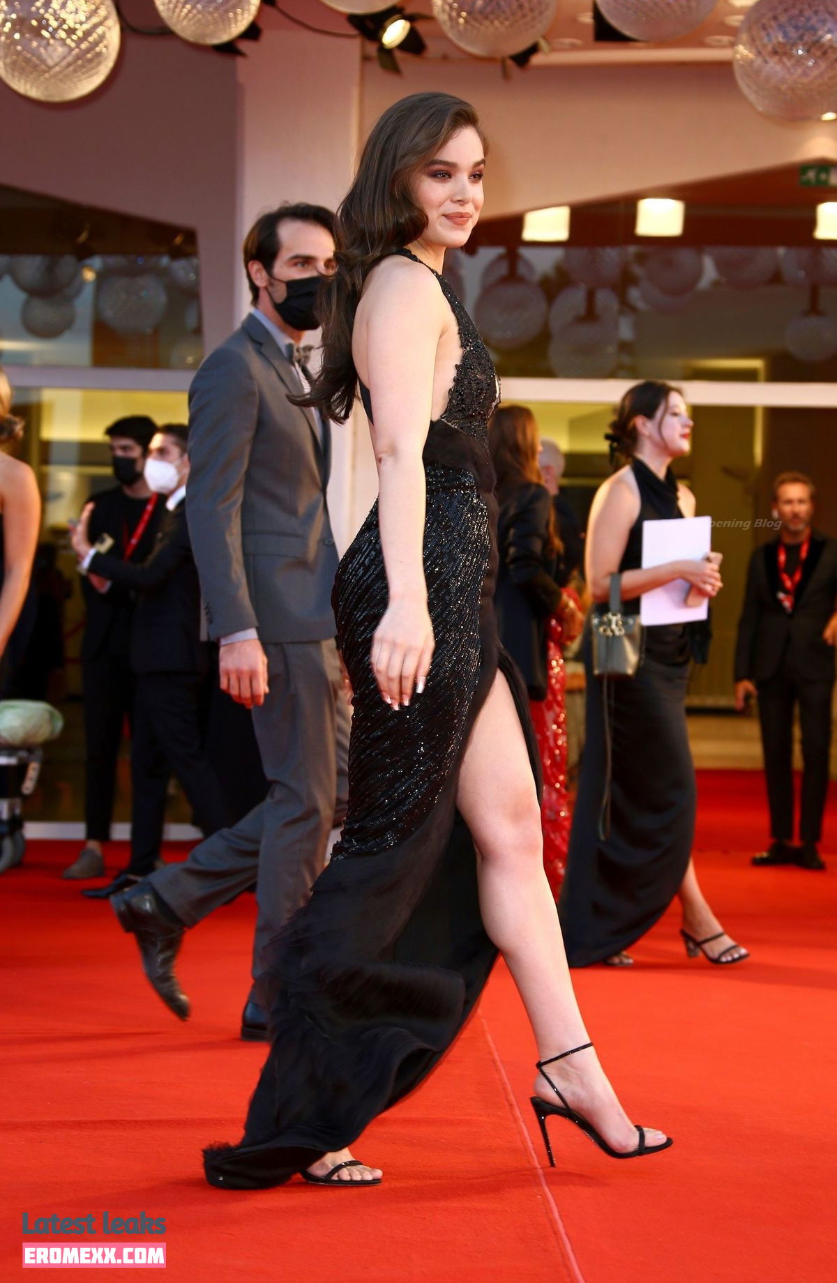 Latest Leaks Hailee Steinfeld Nude #401 - Fapello