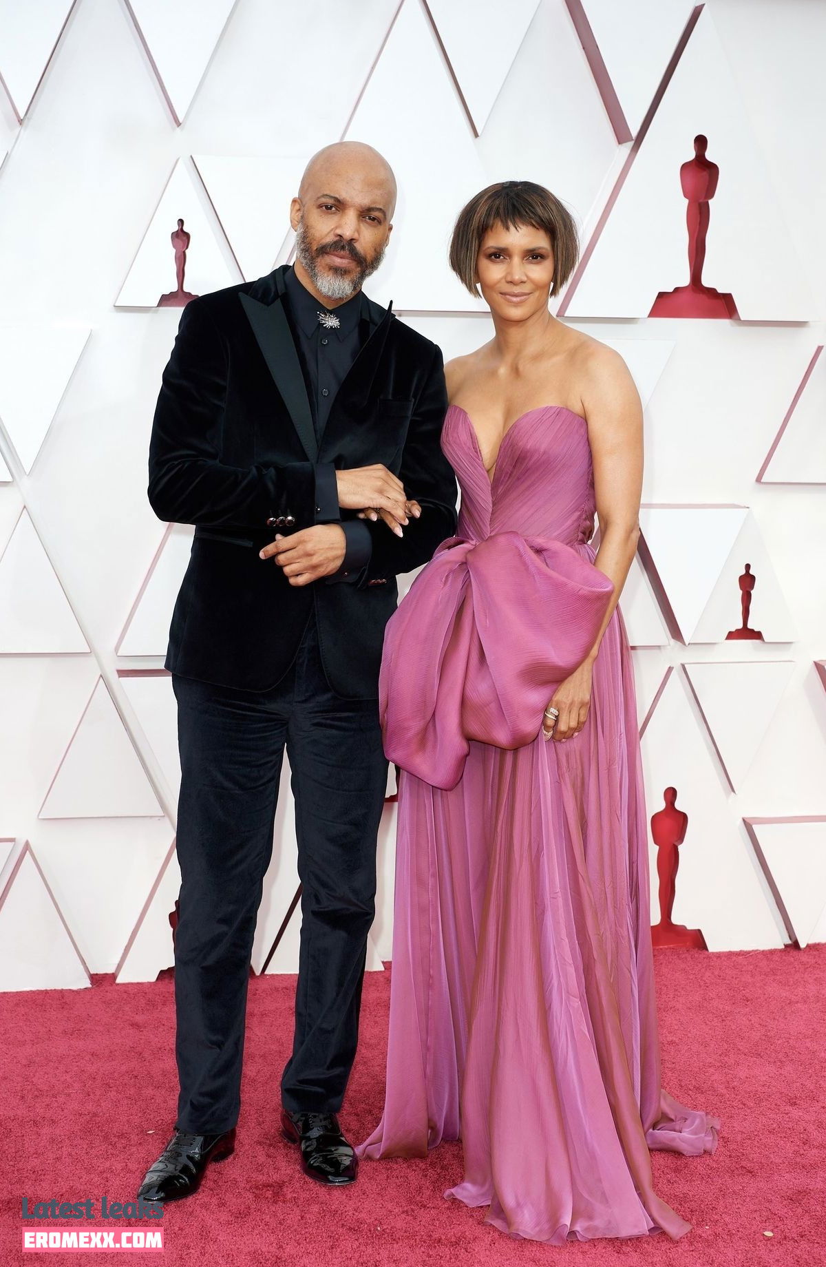 Latest Leaks Halle Berry Nude #749 - Fapello