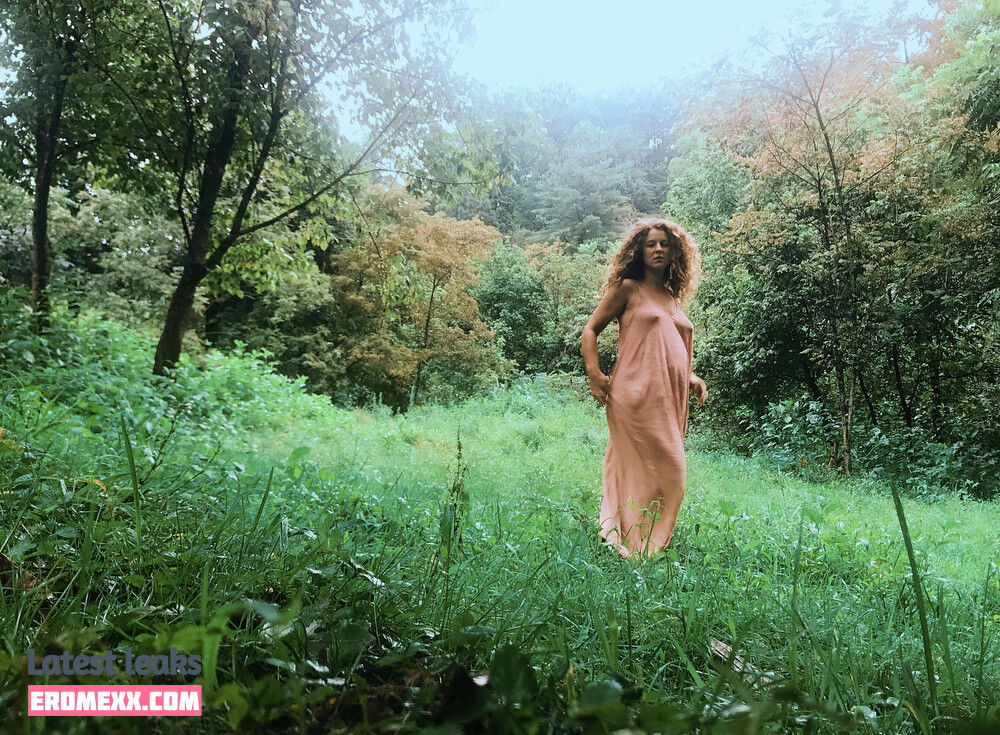 Latest Leaks Hallee Hirsh Nude #10 - Fapello