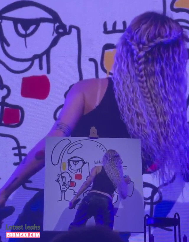 Latest Leaks Halsey Nude #2121 - Fapello