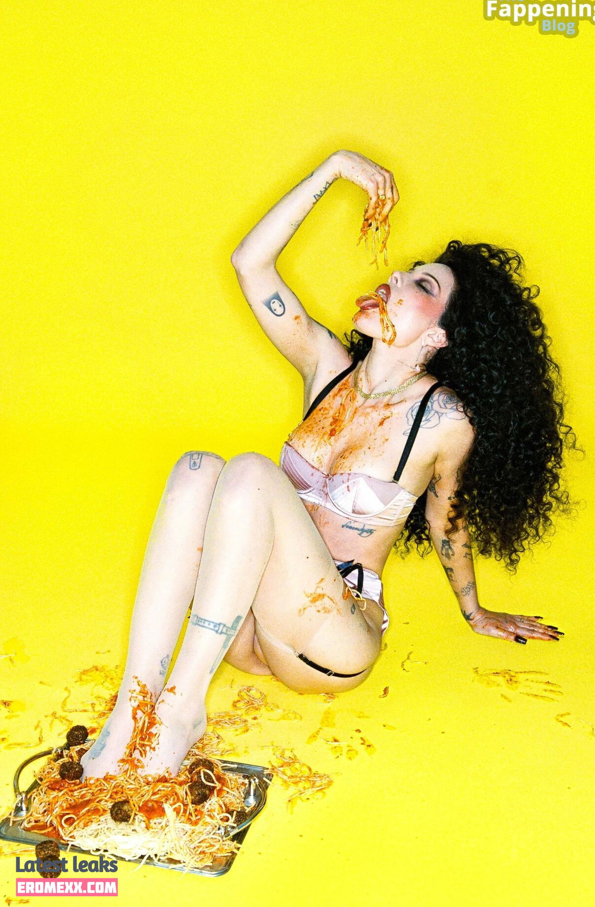 Latest Leaks Halsey Nude #2389 - Fapello