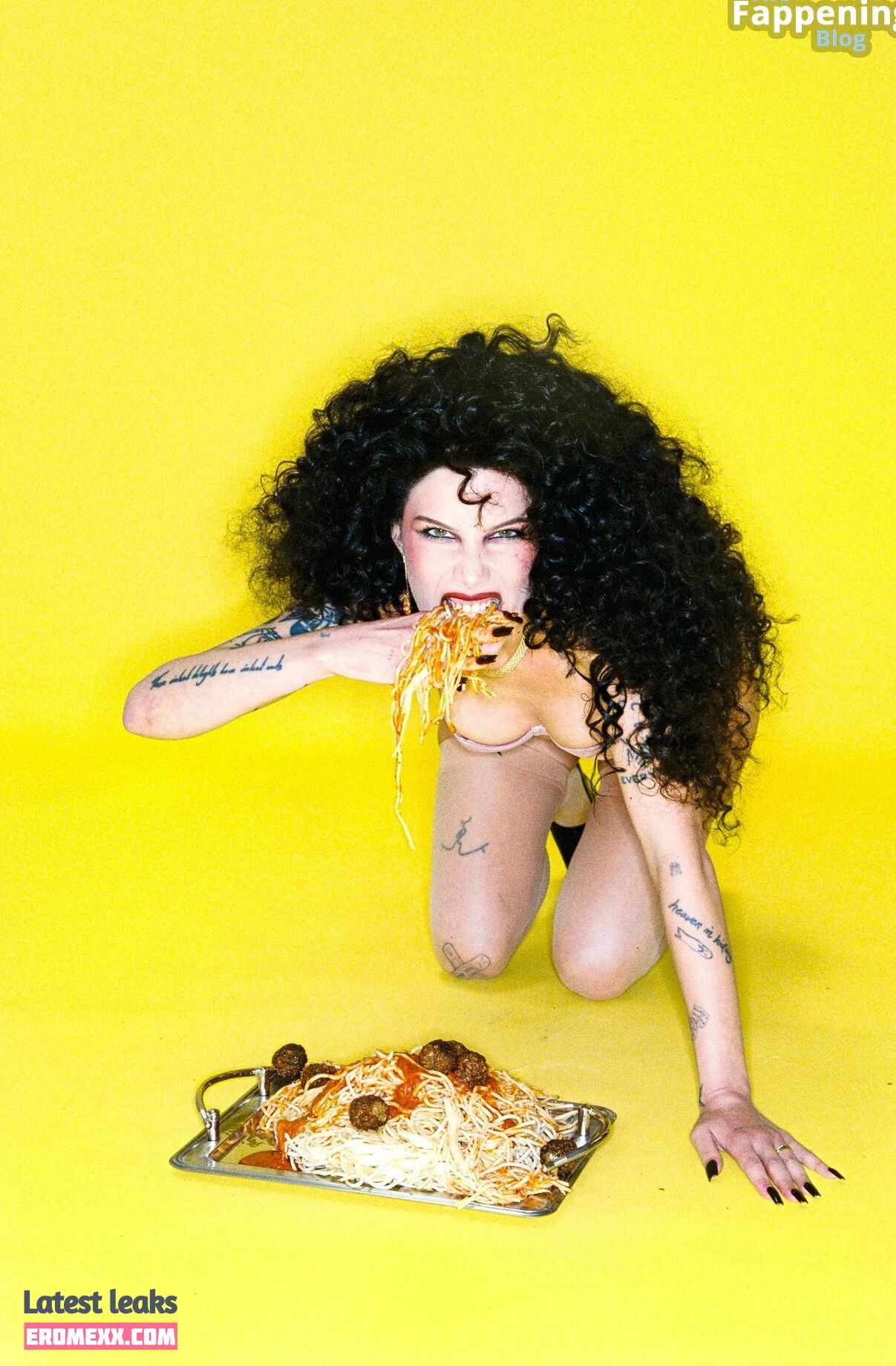 Latest Leaks Halsey Nude #2390 - Fapello