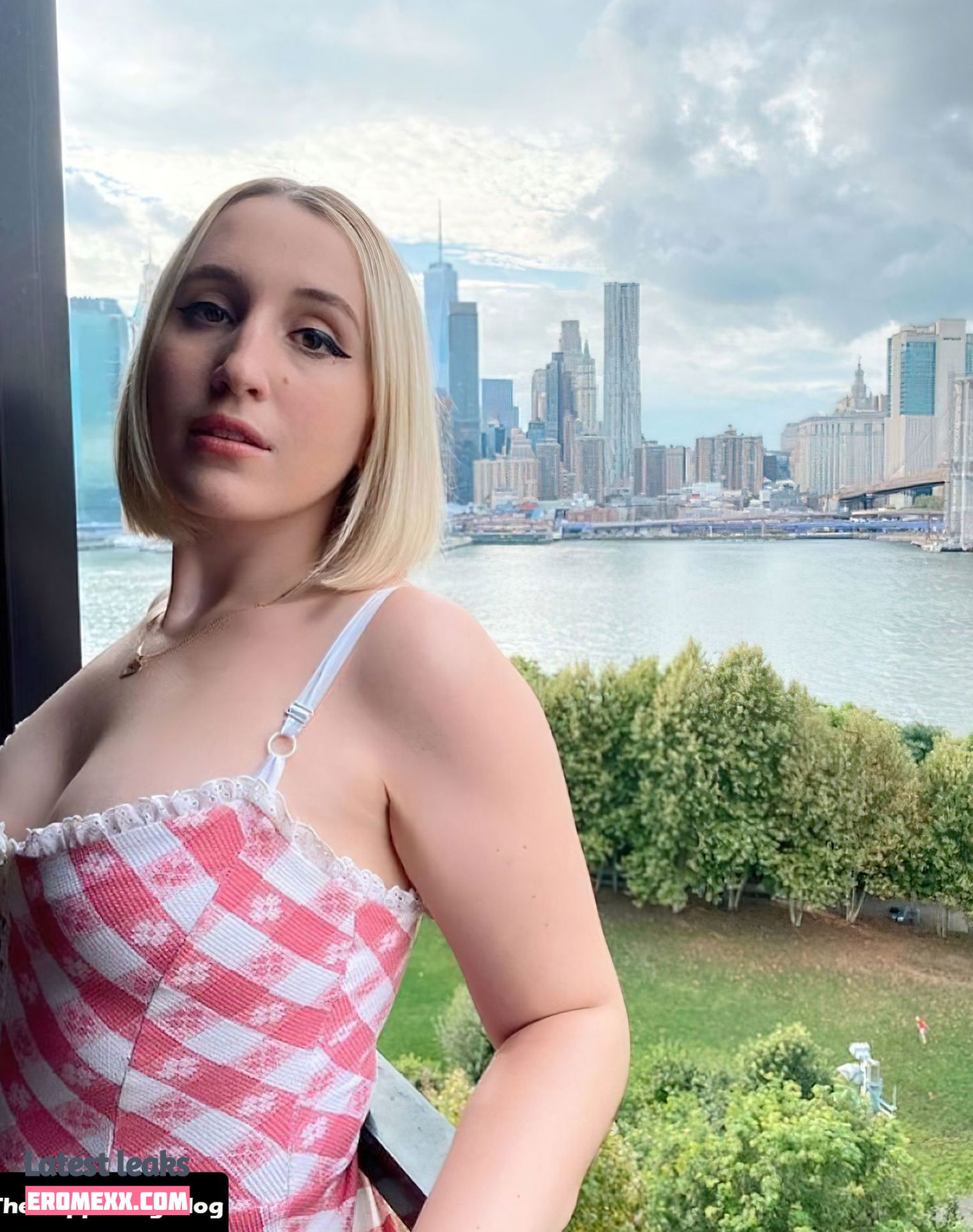 Latest Leaks Harley Quinn Smith Nude #15 - Erome