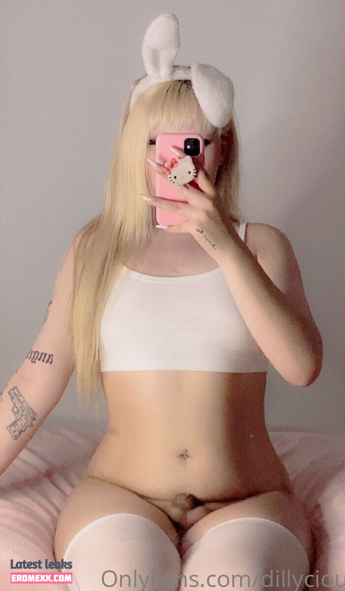 Idillycious nude photos (Exclusive photos)