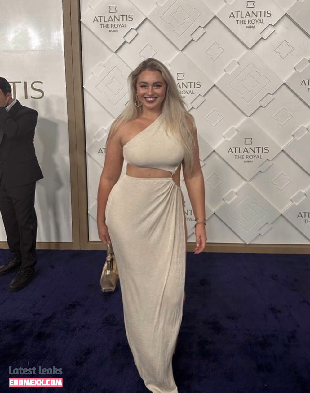 Latest Leaks Iskra Lawrence Nude #2562 - Fapello