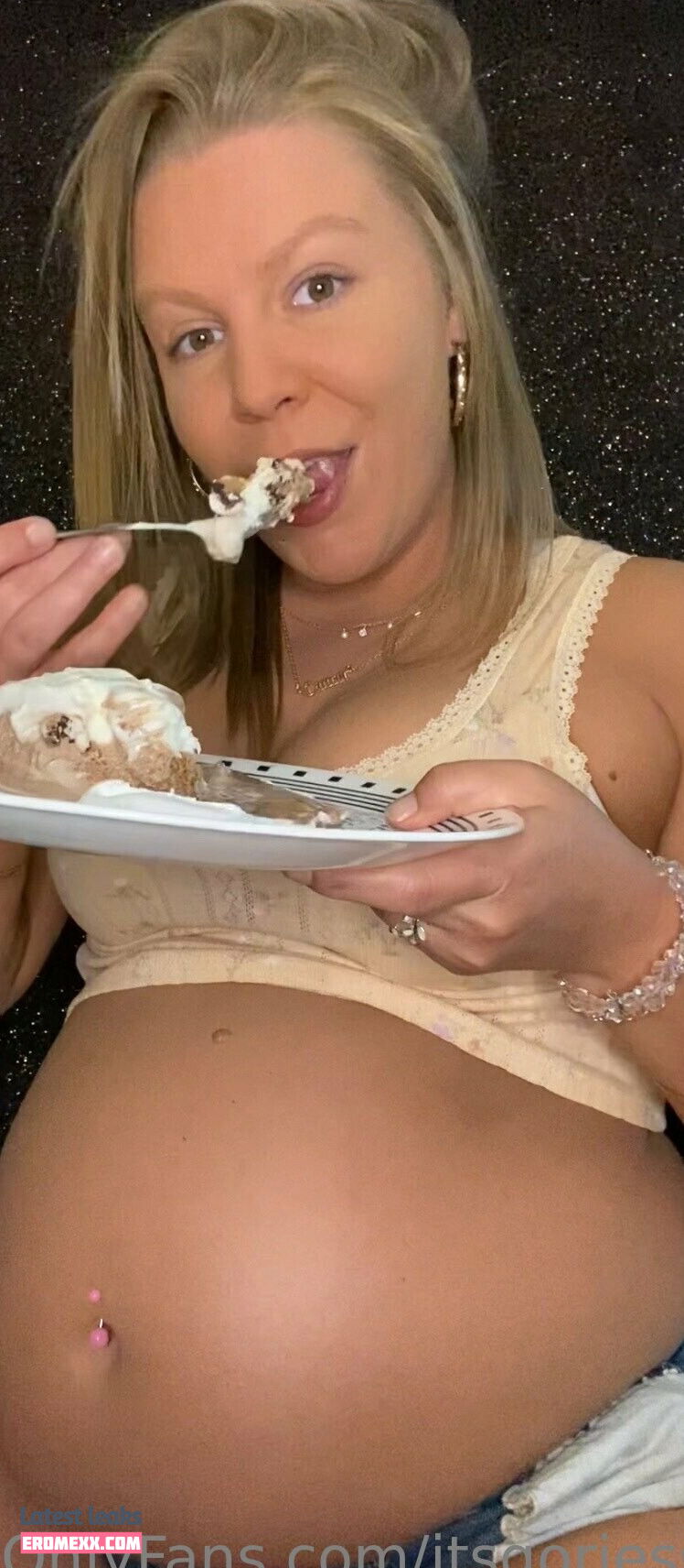 itsgorjess nude photos (Exclusive photos)