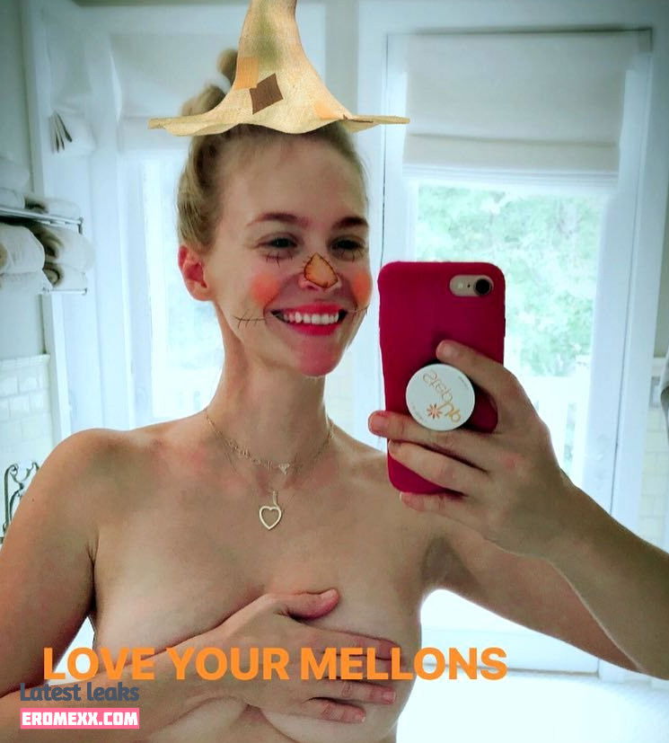 Latest Leaks January Jones Nude #1 - Erome