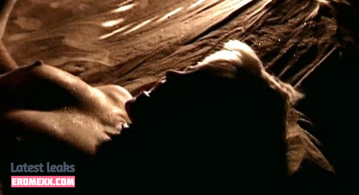 Latest Leaks Jennifer Jason Leigh Nude #144 - Fapello