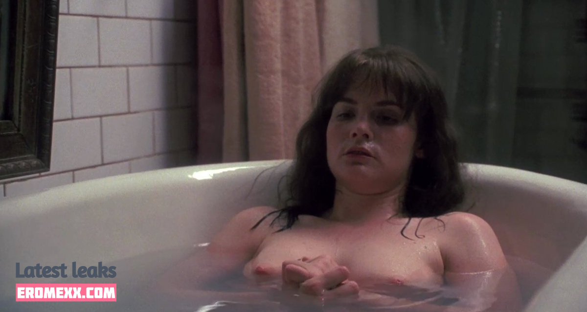 Latest Leaks Jennifer Jason Leigh Nude #167 - Fapello