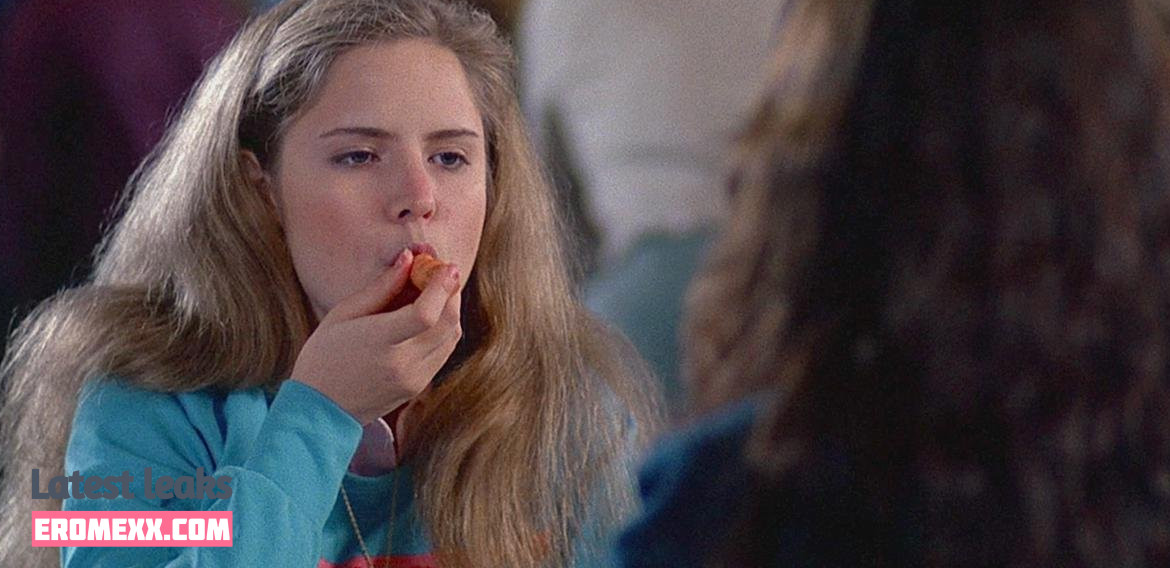 Latest Leaks Jennifer Jason Leigh Nude #18 - Fapello