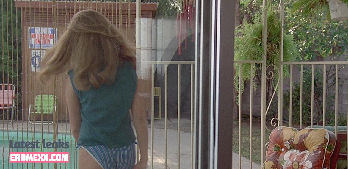 Latest Leaks Jennifer Jason Leigh Nude #20 - Fapello