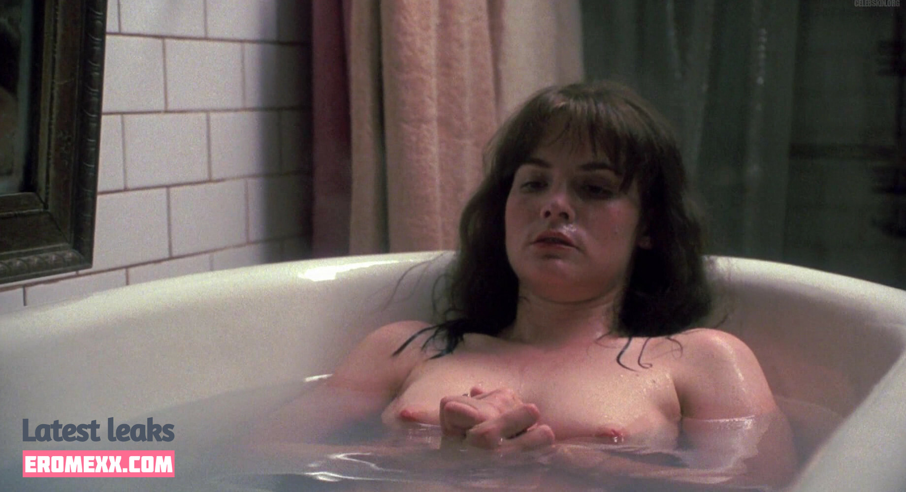 Latest Leaks Jennifer Jason Leigh Nude #221 - Fapello