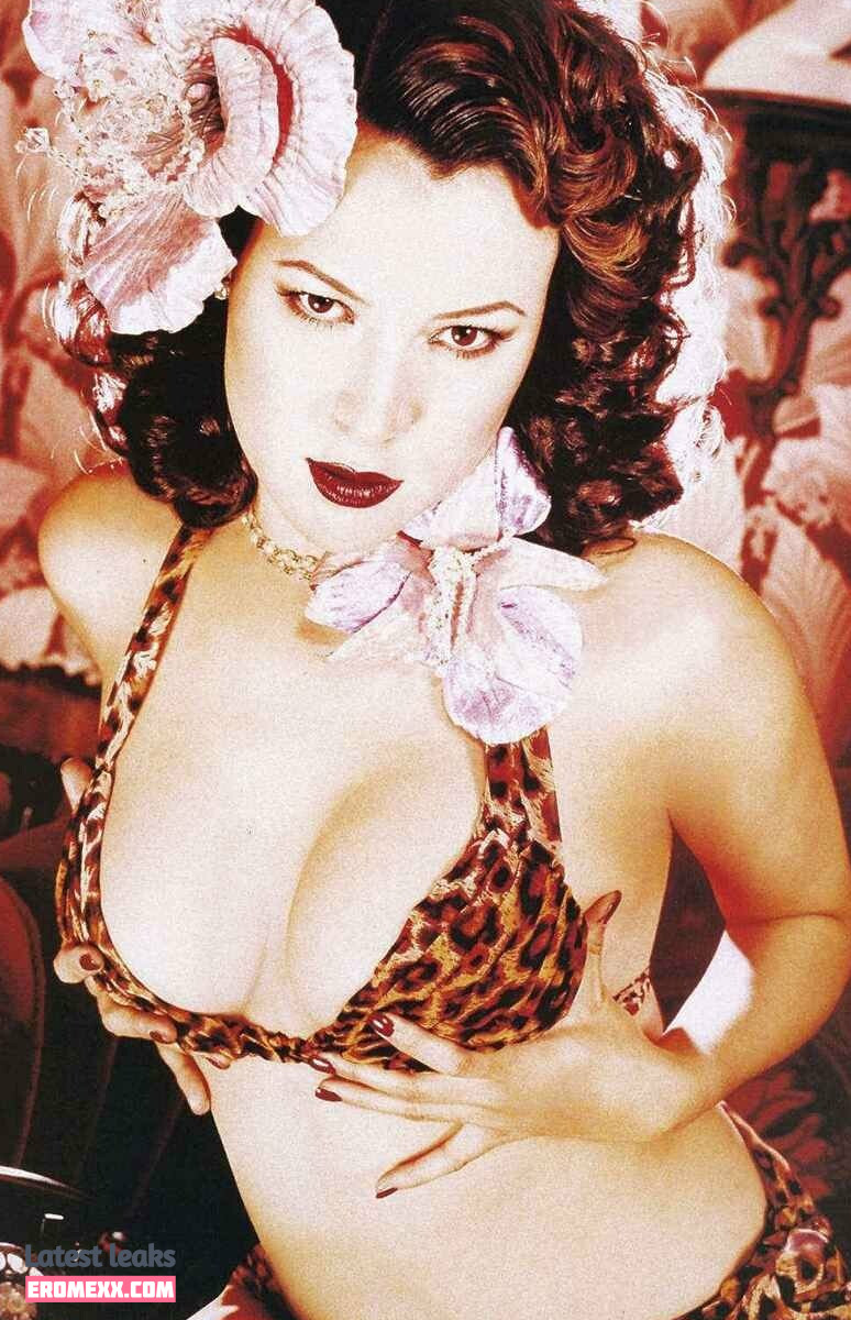 Latest Leaks Jennifer Tilly Nude #332 - Fapello