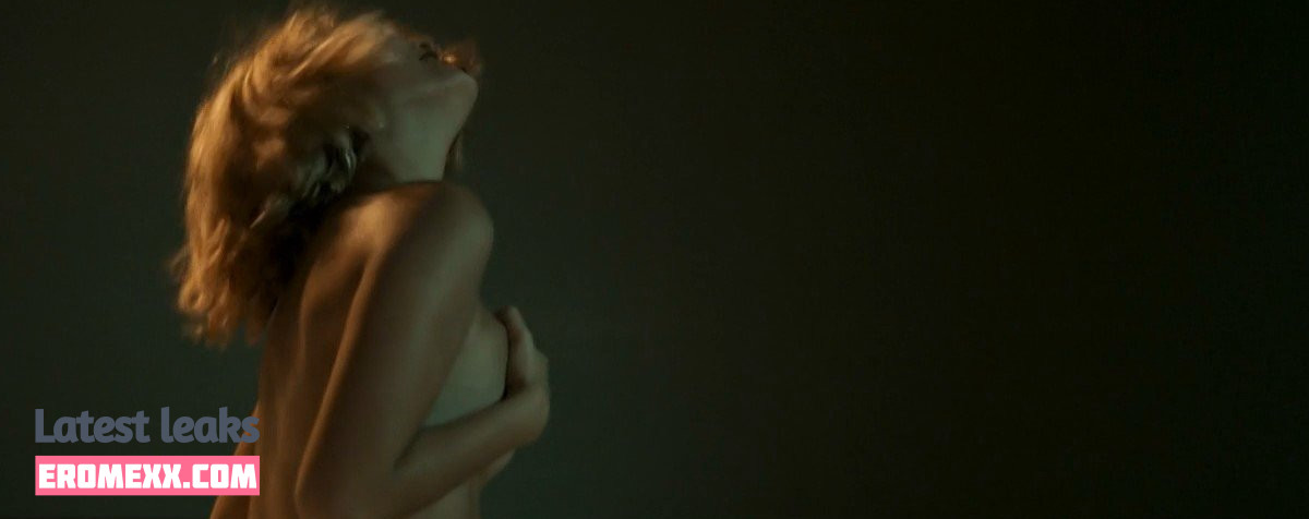 Latest Leaks Julia Dalavia Nude #2 - Fapello