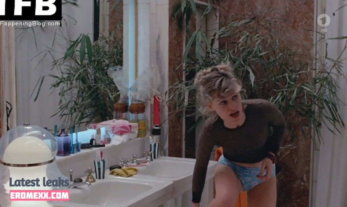 Latest Leaks Julie Christie Nude #123 - Fapello