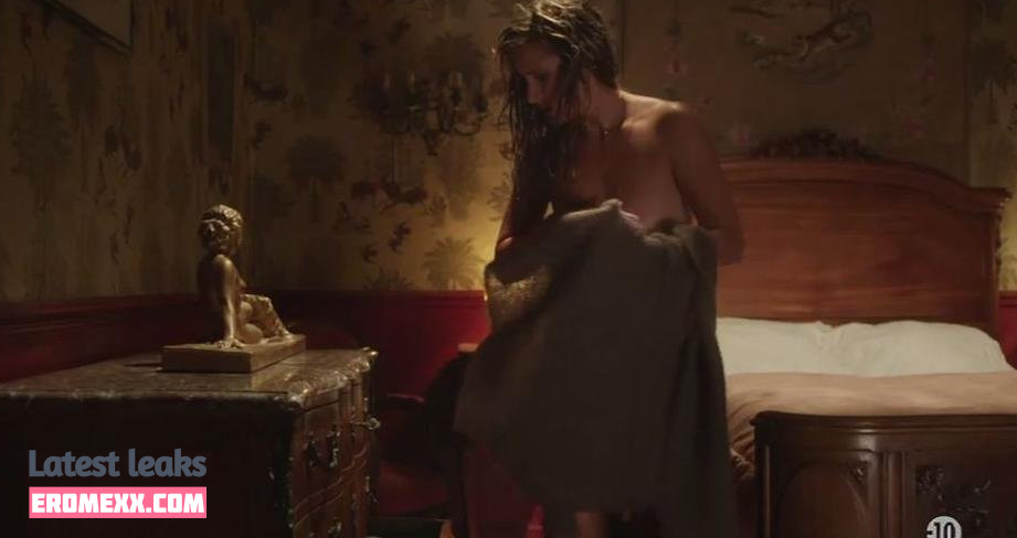 Latest Leaks Julie De Bona Nude #4 - Fapello