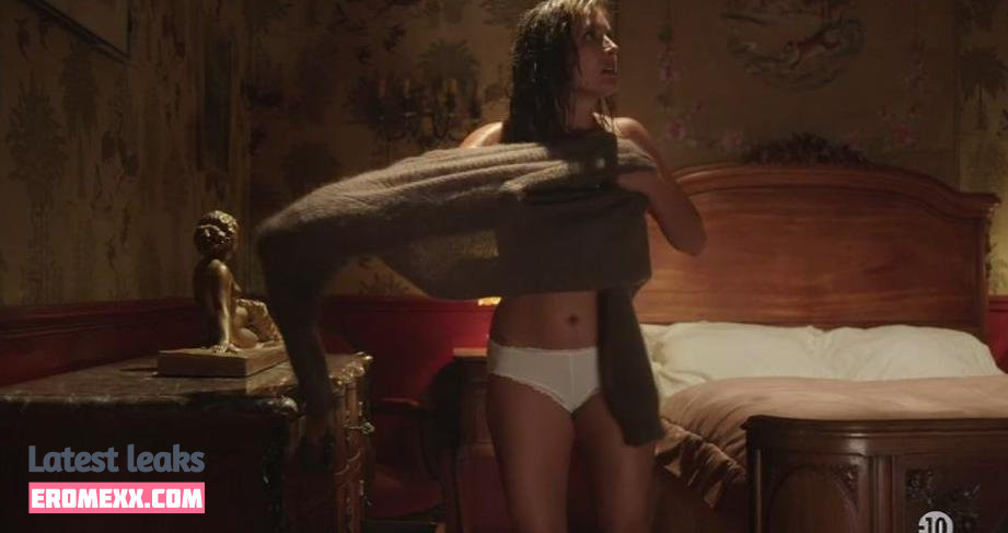Latest Leaks Julie De Bona Nude #5 - Fapello