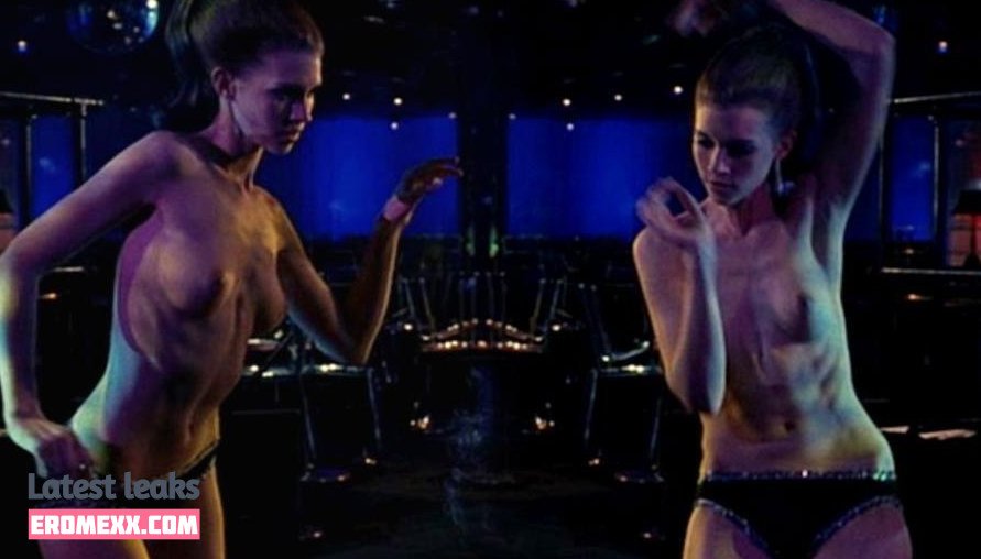 Latest Leaks Julie McNiven Nude #6 - Fapello