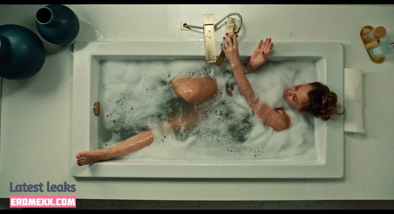 Latest Leaks Kaley Cuoco Nude #1468 - Fapello