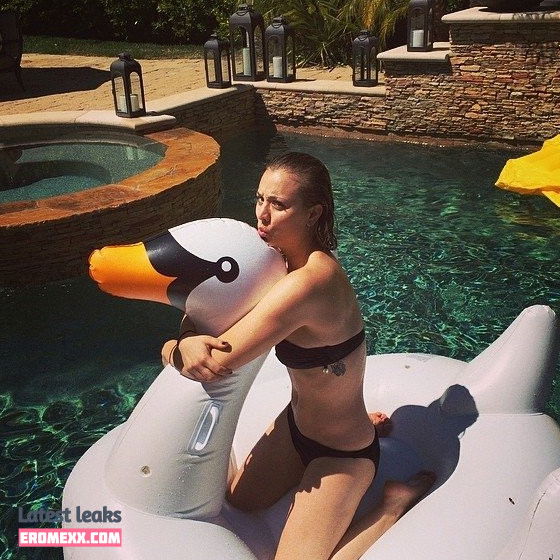 Latest Leaks Kaley Cuoco Nude #445 - Fapello
