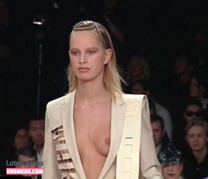Latest Leaks Karolina Kurkova Nude #87 - Fapello