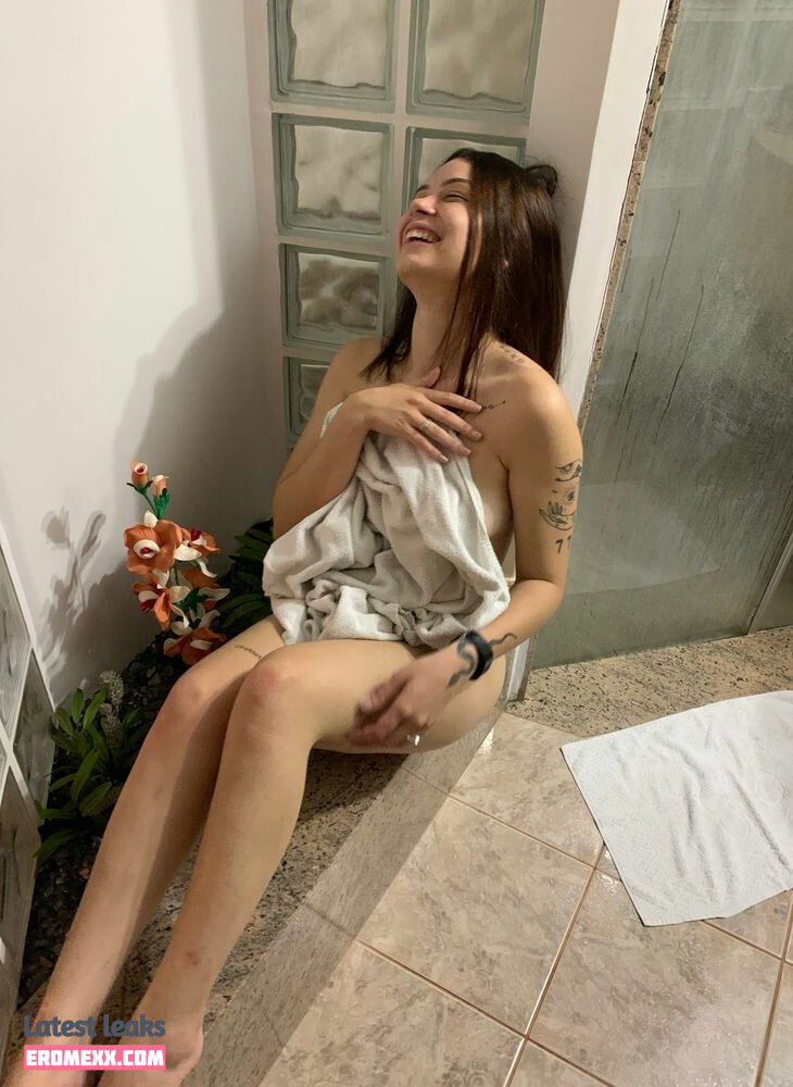 Latest Leaks Karoliveira Nude #13 - Fapello