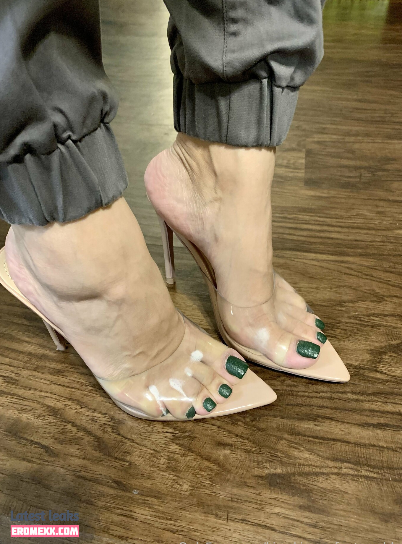 Latest Leaks kim_kisses_foot_goddess Nude #5 - Fapello