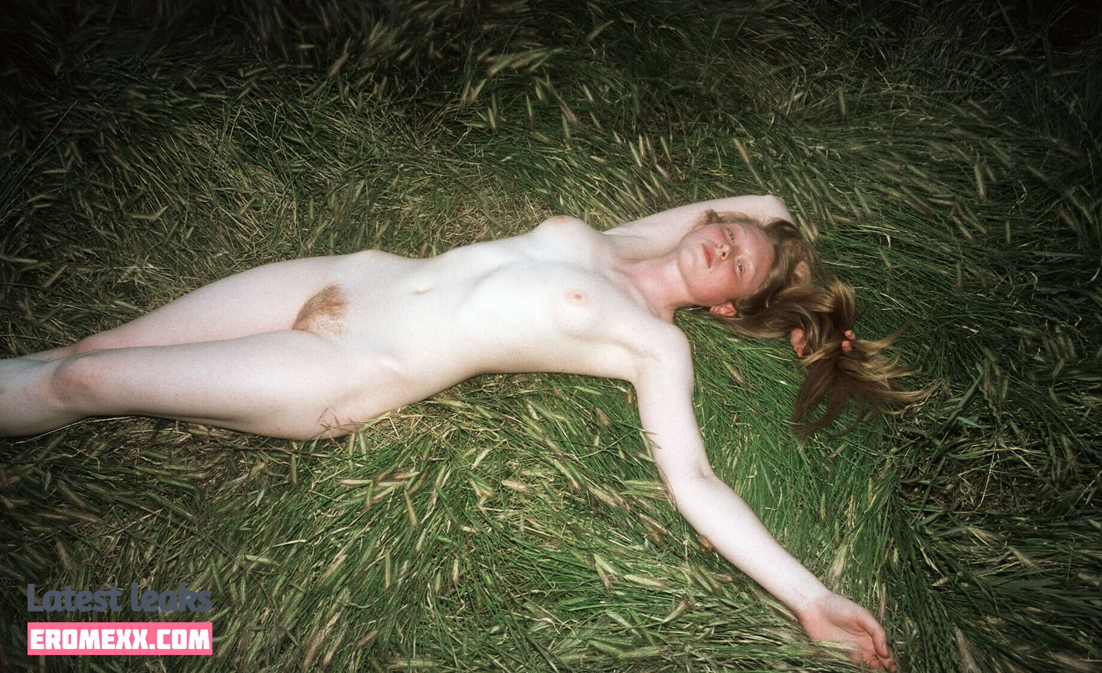 Latest Leaks kkkrissss Nude #4 - Fapello