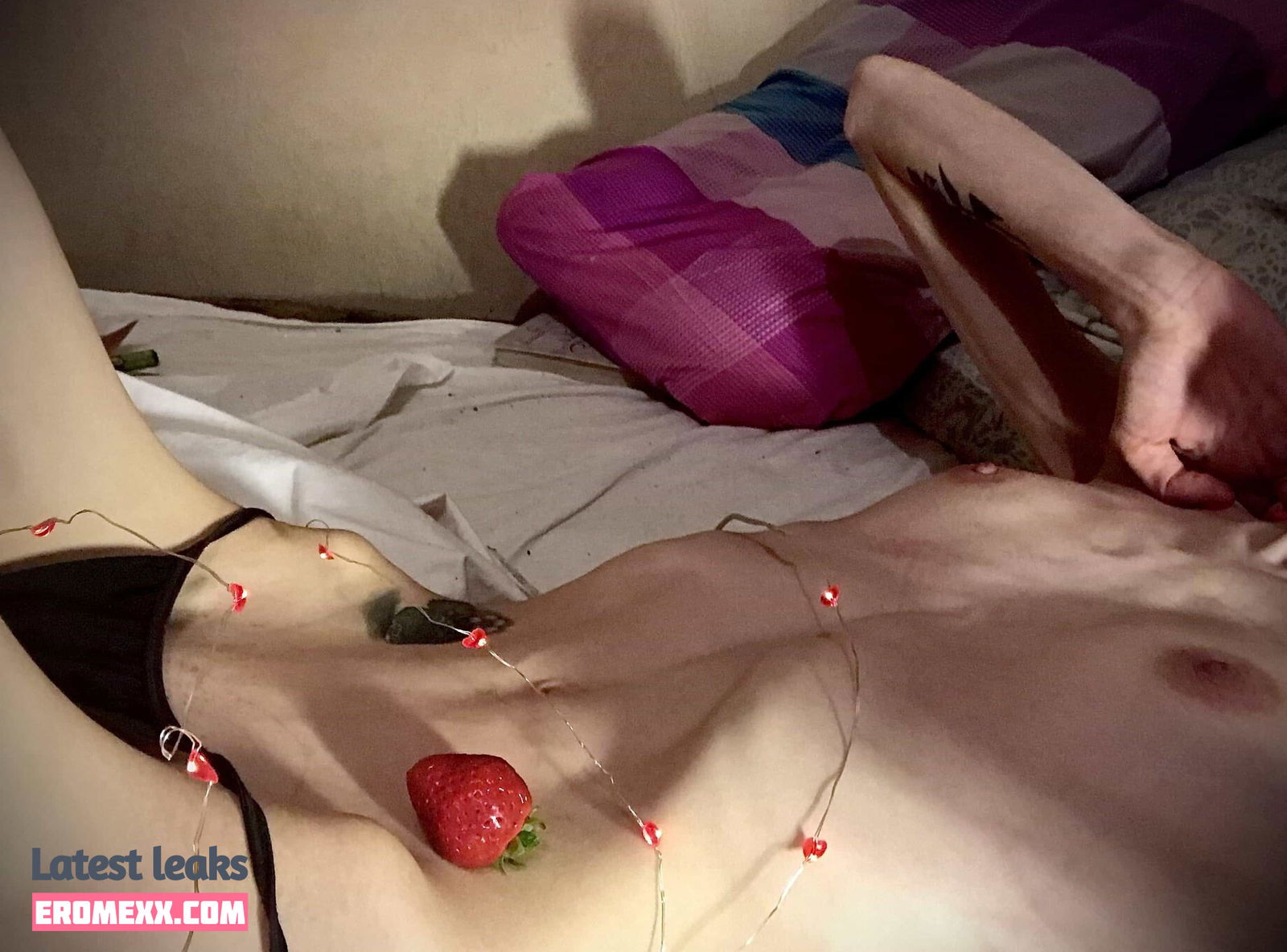 La Strawberry nude leaks onlyfans - Erome