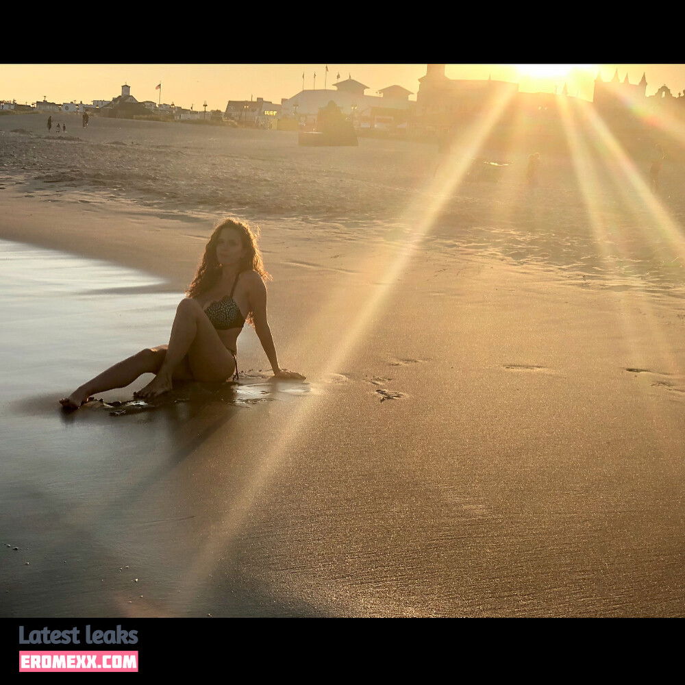 Latest Leaks lauramariexoxo Nude #107 - Fapello