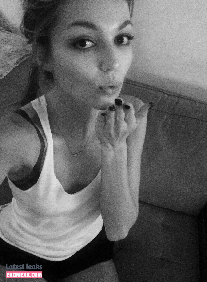 Latest Leaks Lili Simmons Nude #142 - Fapello