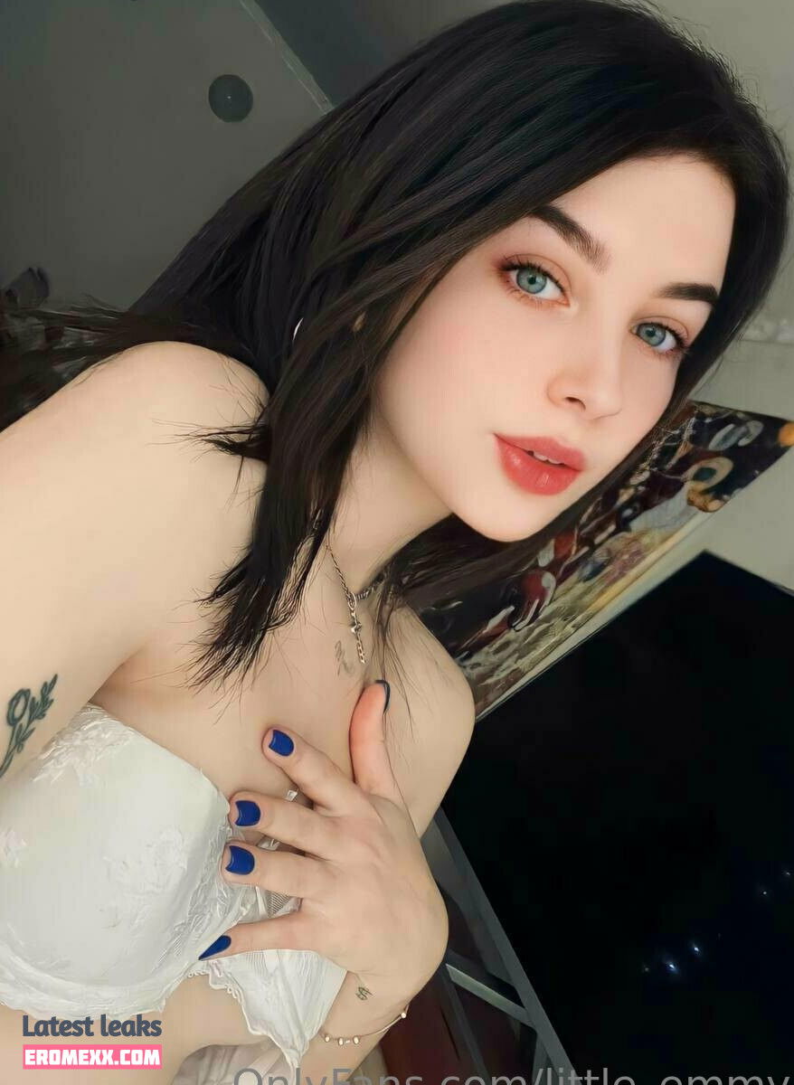Latest Leaks little_emmy1 Nude #6 - Erome