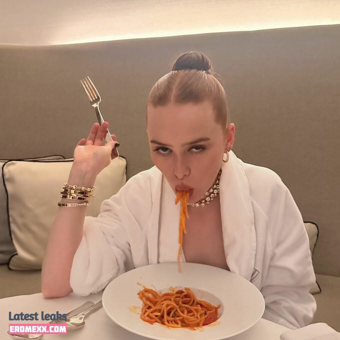 Latest Leaks Madelaine Petsch Nude #1156 - Fapello