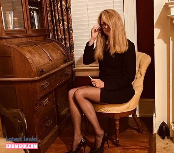 Latest Leaks malibustringskristen Nude #16 - Fapello