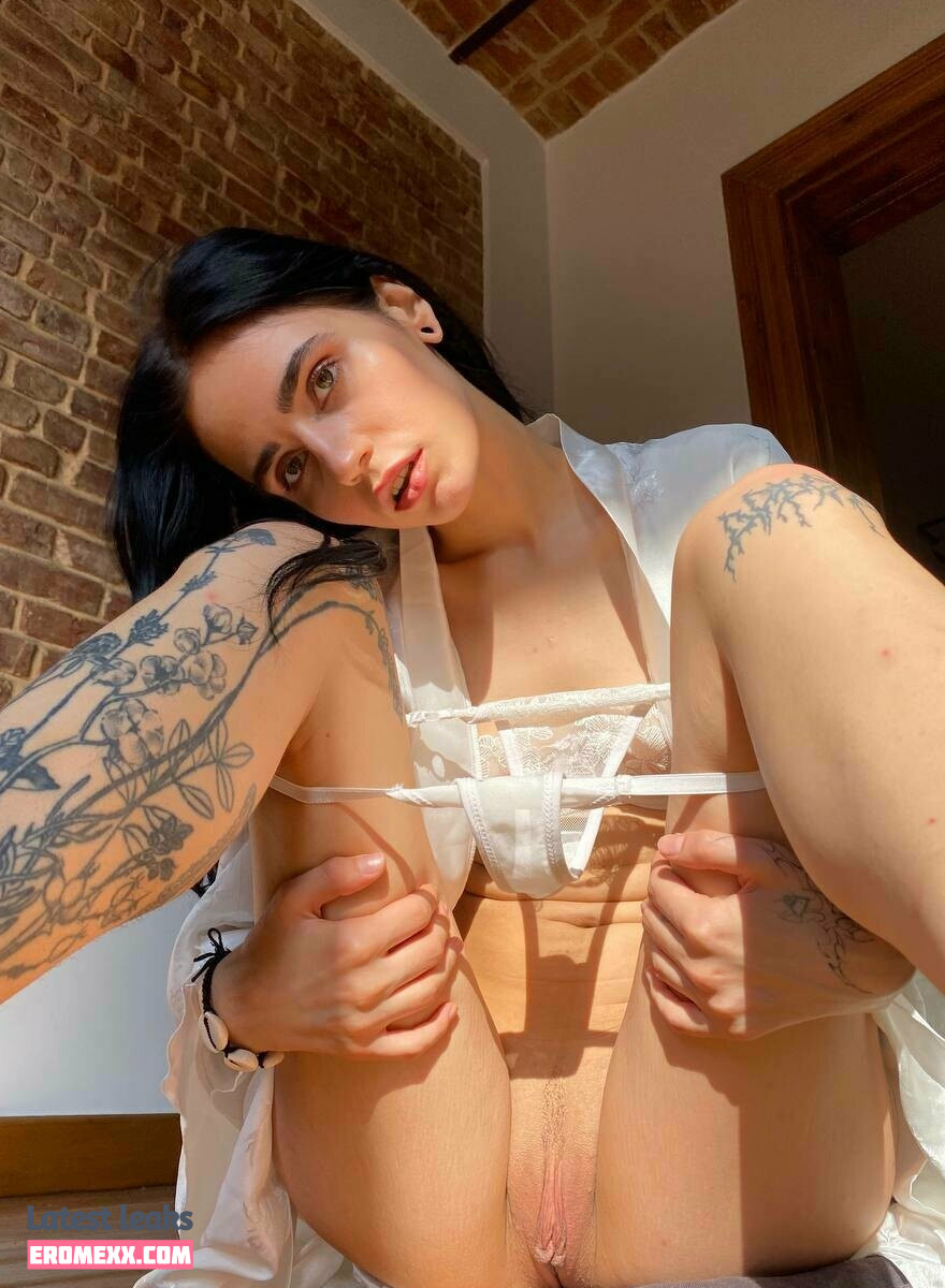 Latest Leaks matildahoneybb Nude #60 - Fapello