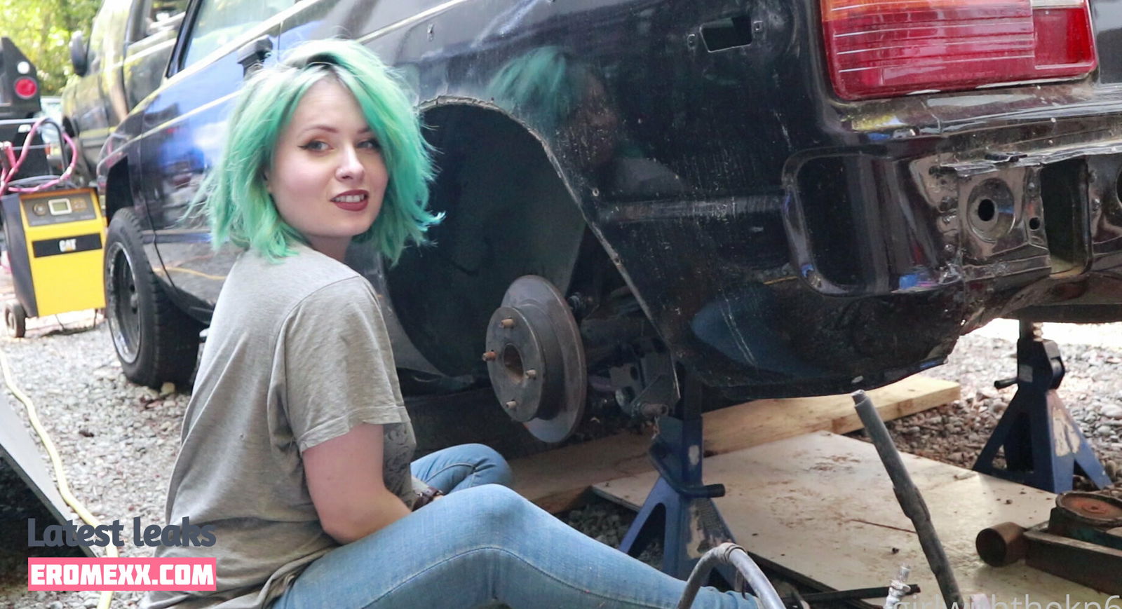 Latest Leaks Mechanic Mommy Nude #32 - Erome