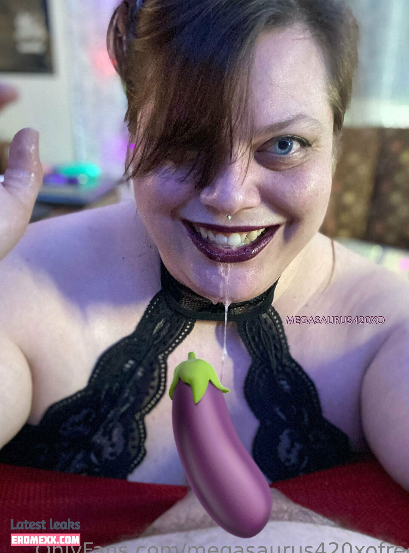 megasaurus420xofree nude Leaked onlyfans - Erome