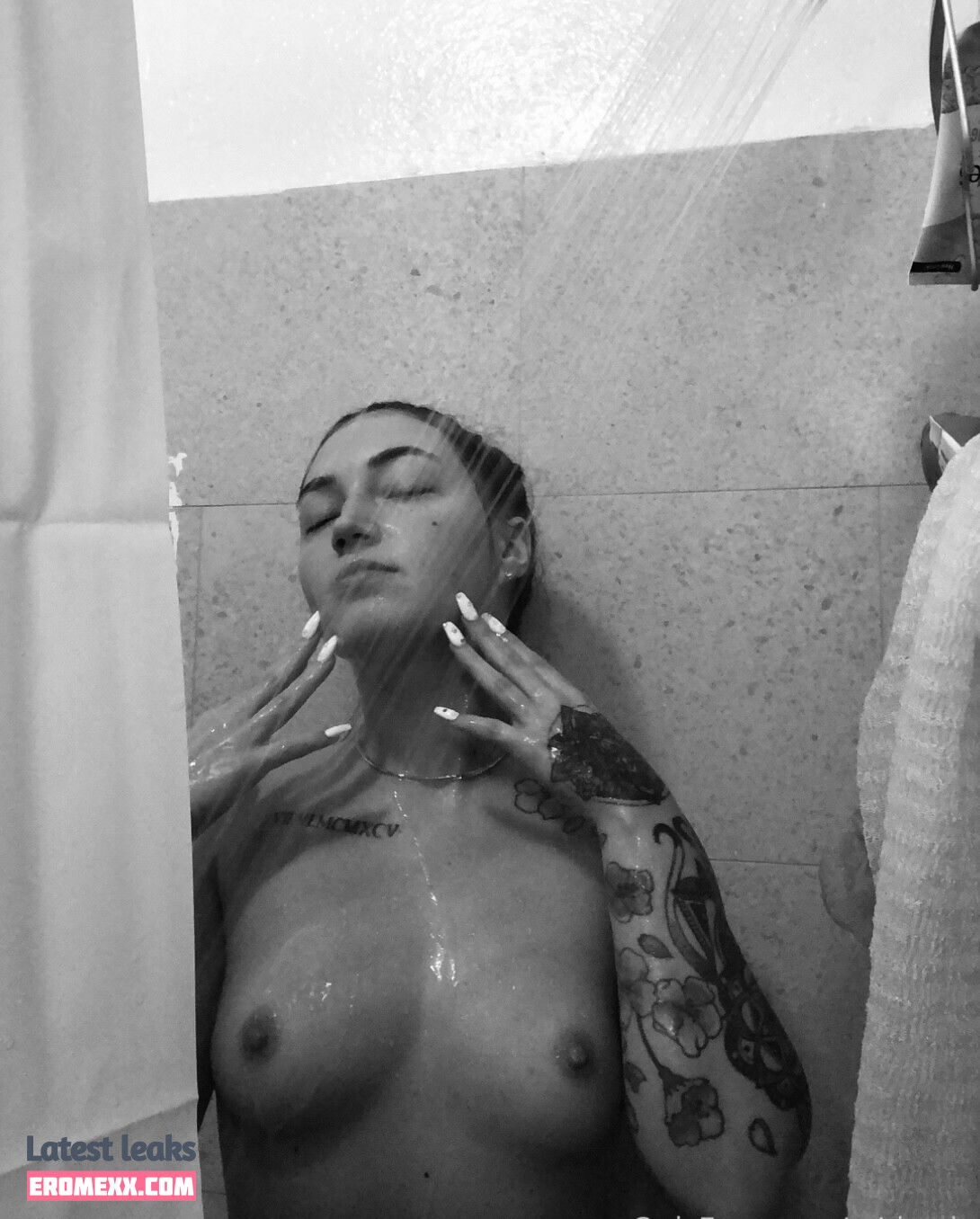 Latest Leaks midgetbtch Nude #5 - Fapello