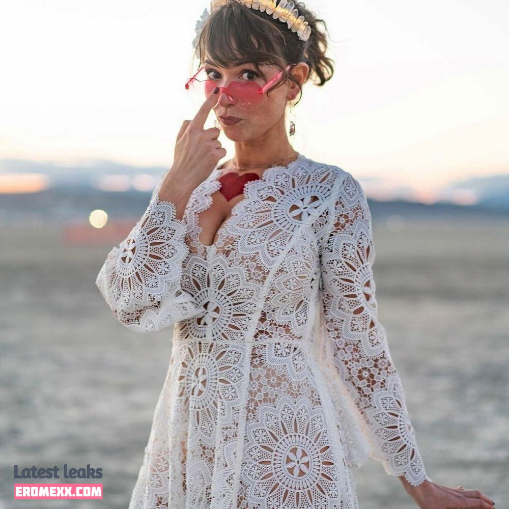 Latest Leaks Milana Vayntrub Nude #286 - Erome