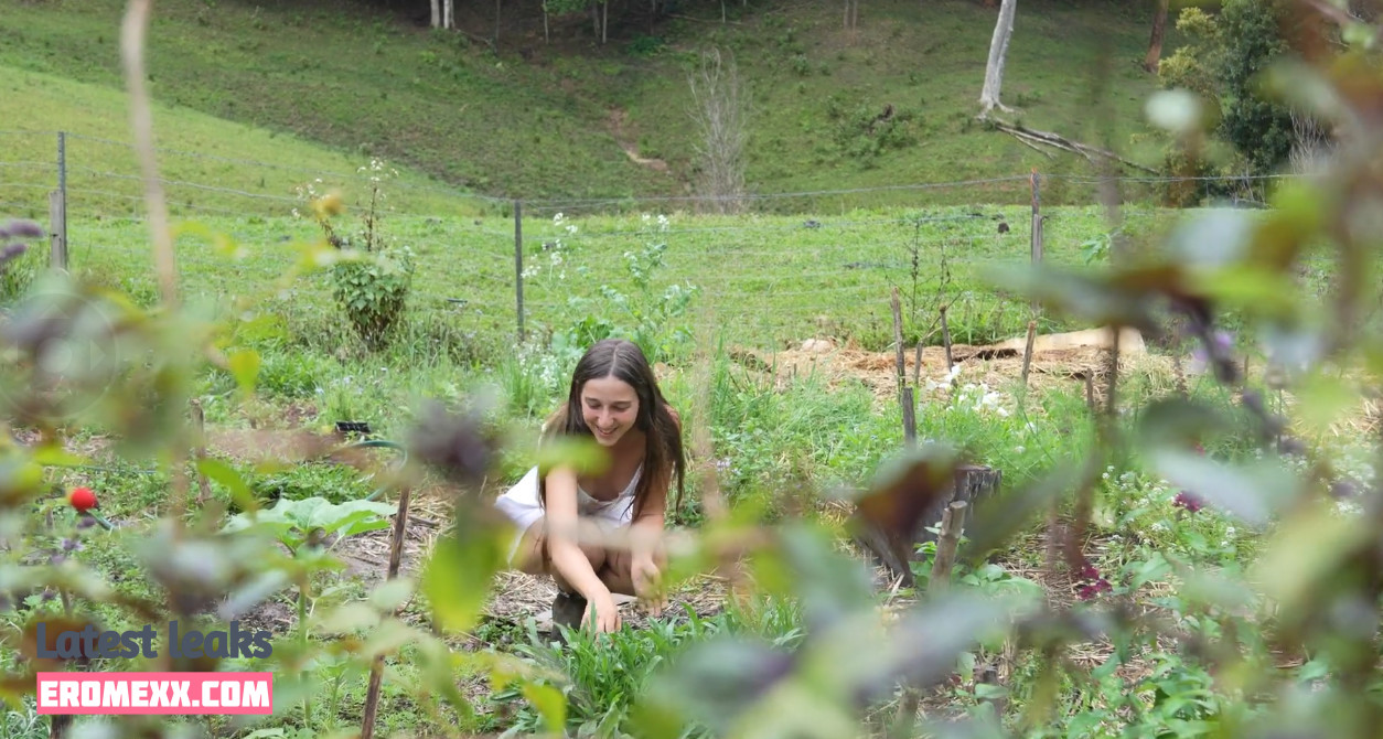 Latest Leaks Mother The Mountain Farm Nude #14 - Fapello