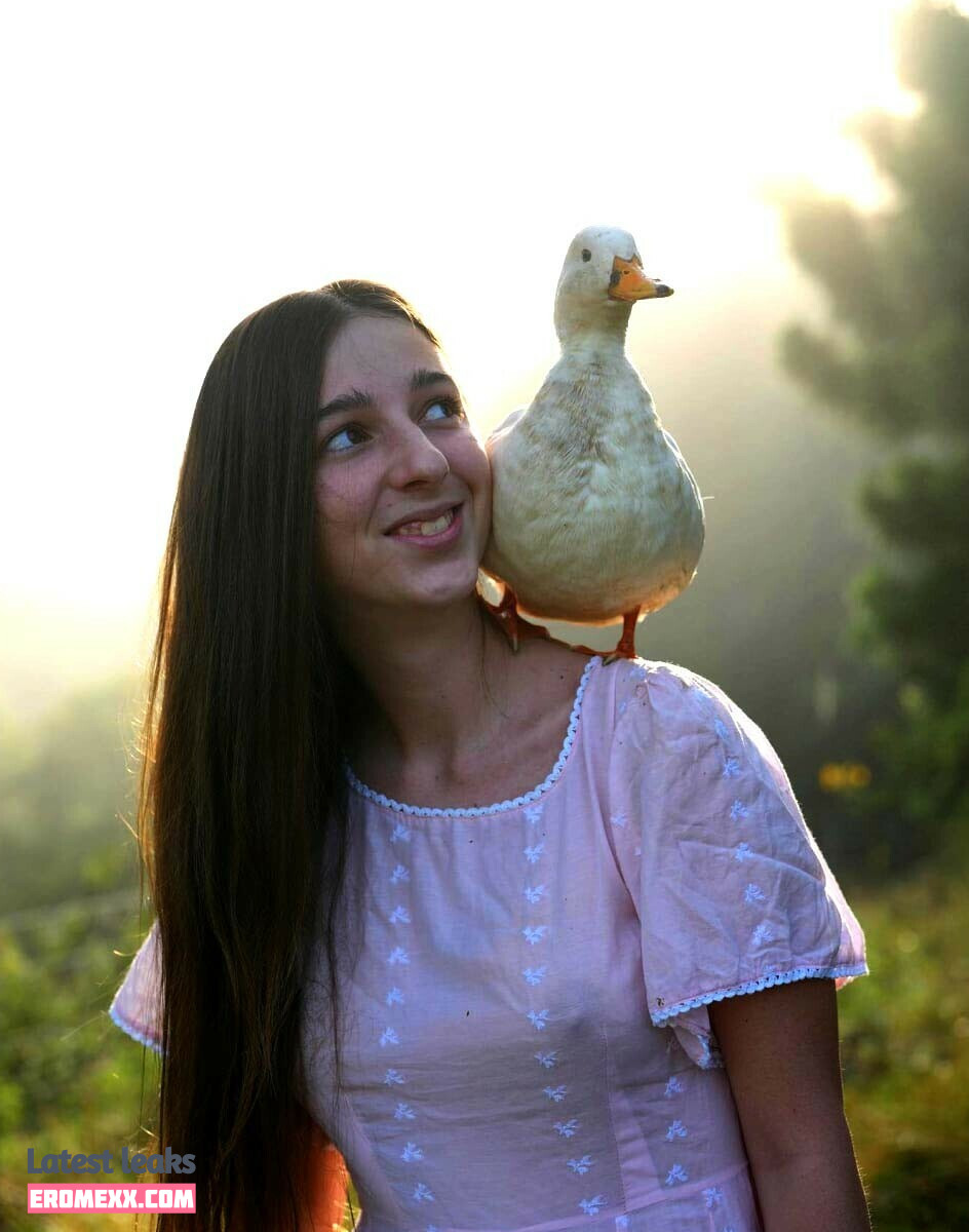 Latest Leaks Mother The Mountain Farm Nude #30 - Fapello