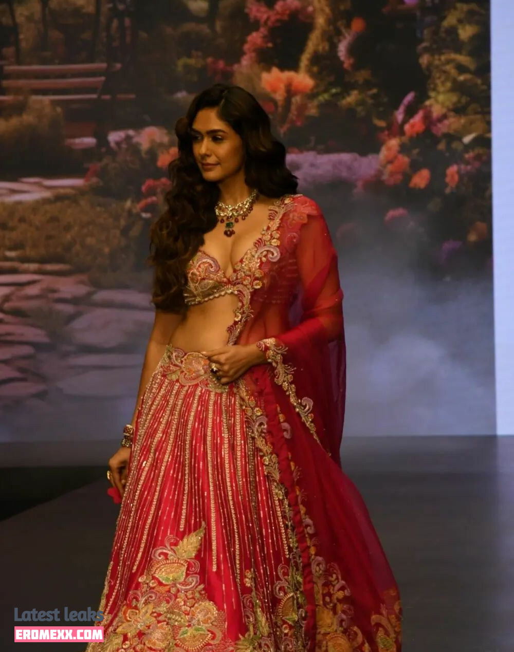 Latest Leaks Mrunal Thakur Nude #5 - Fapello