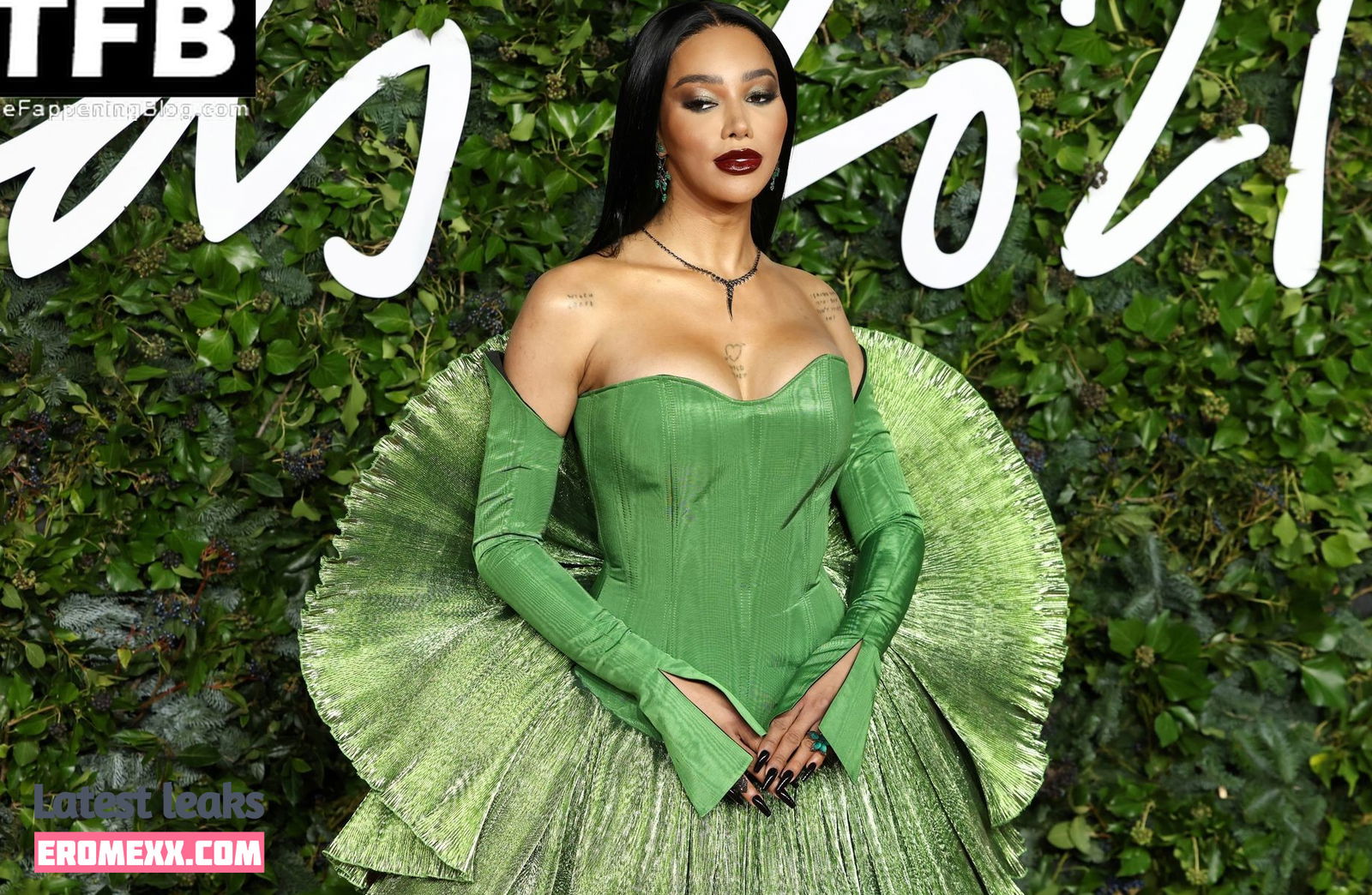 Latest Leaks Munroe Bergdorf Nude #2 - Fapello