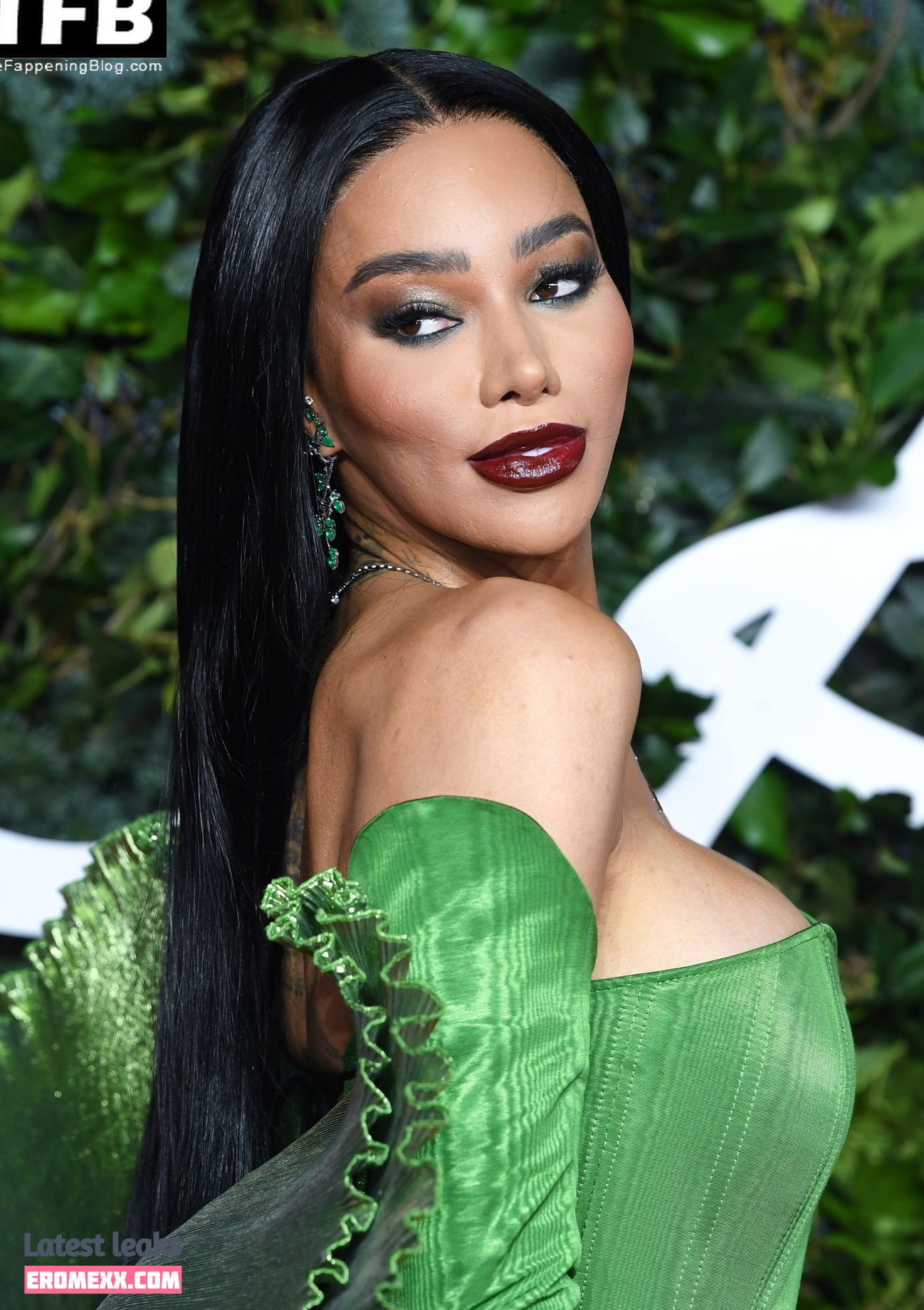 Latest Leaks Munroe Bergdorf Nude #30 - Fapello
